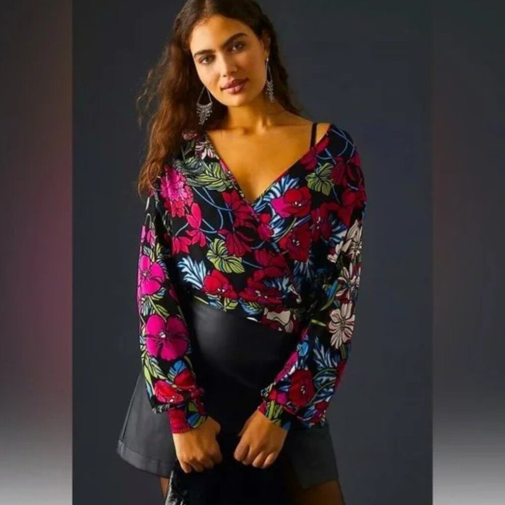 NWT Anthropologie Tiny Finley V-Neck Long Sleeve Top Floral Motif L